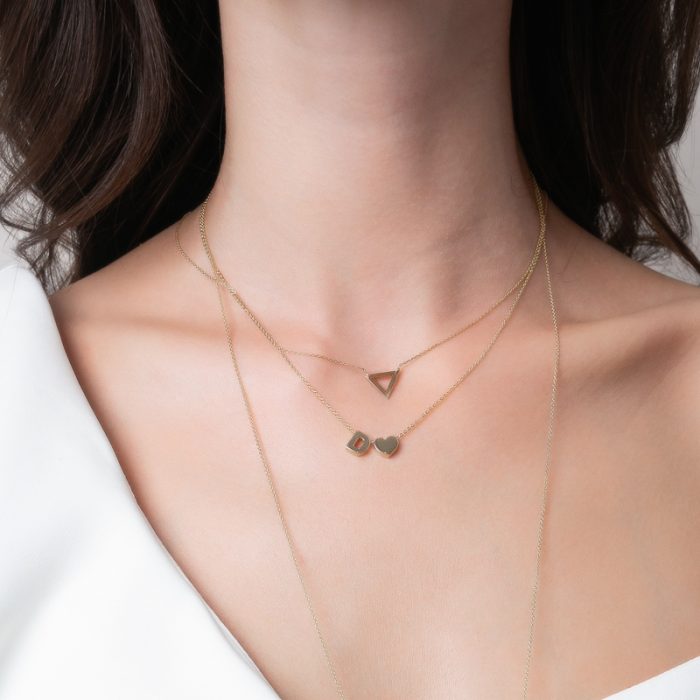 The Way I Am - Zlatna  ogrlica sa slovom M i srcem