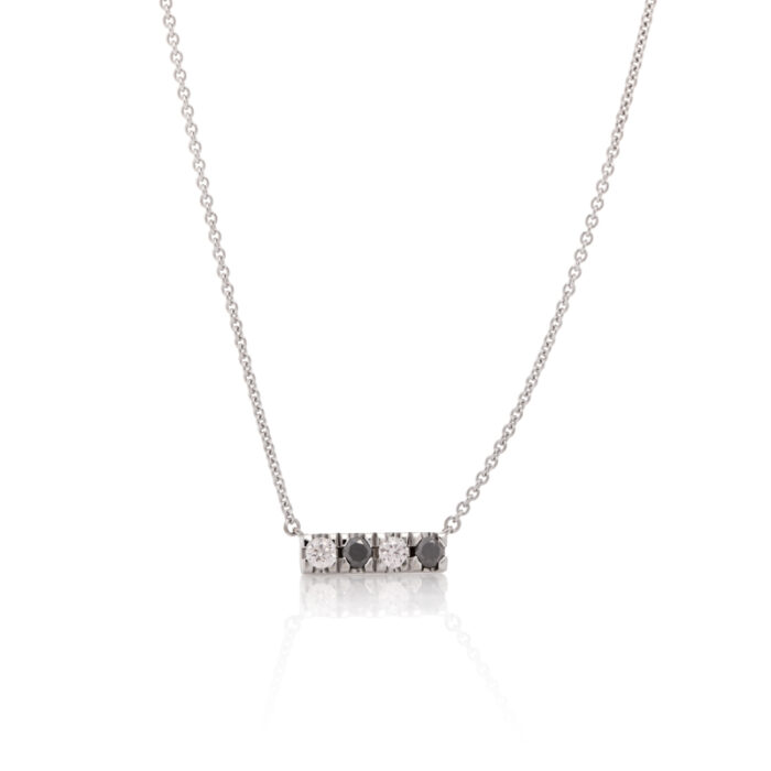 Ogrlica sa crnim i prozirnim dijamantima