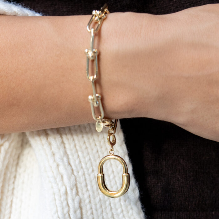 Aqua Charms – Zlatni privezak "Kopča"