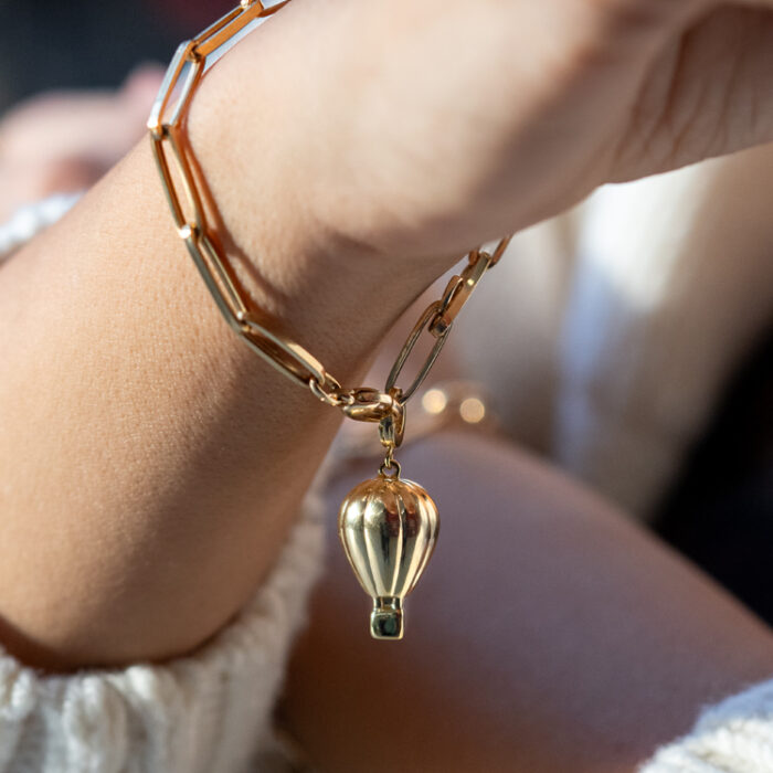 Aqua Charms – Zlatni privezak "Balon"